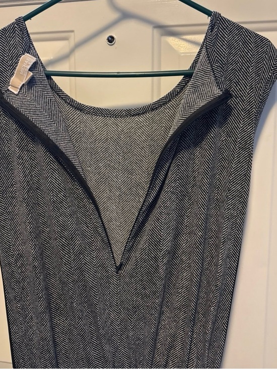 Michael Kors Gray Herringbone Jumpsuit with Black Waist Tie - Picture 6 of 8